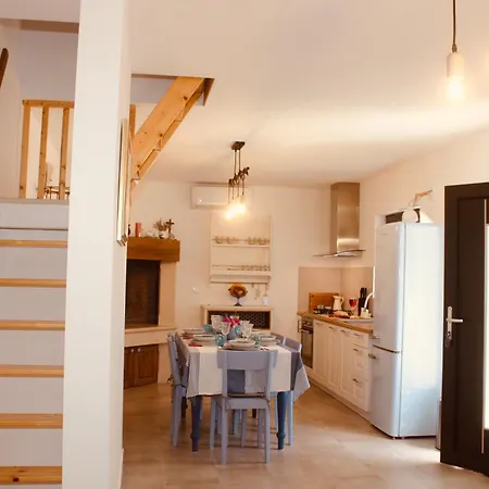 Villa Lando *