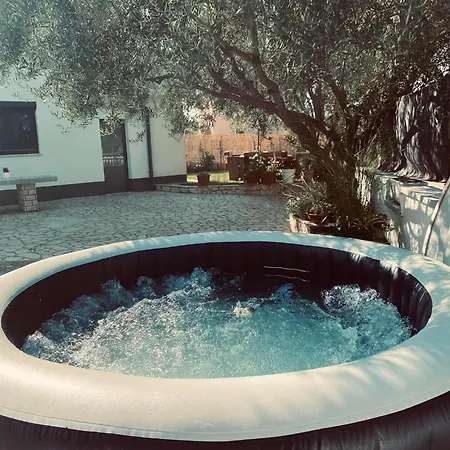 Villa Lando Peruski