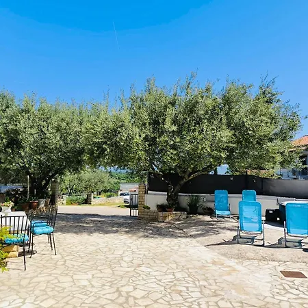 Villa Lando